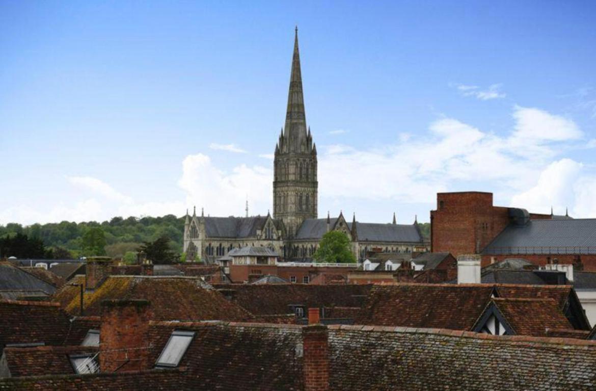 Apartment Spacious Penthouse With Great Views Of The Cathedral *